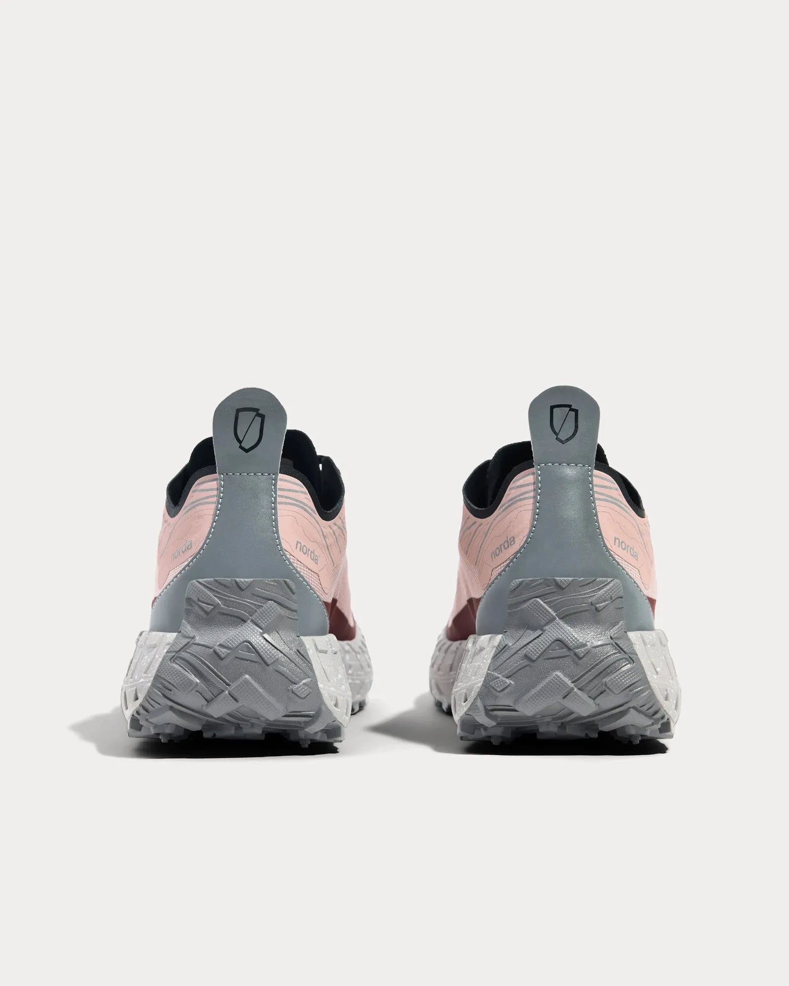 001 M Axolotl Running Shoes