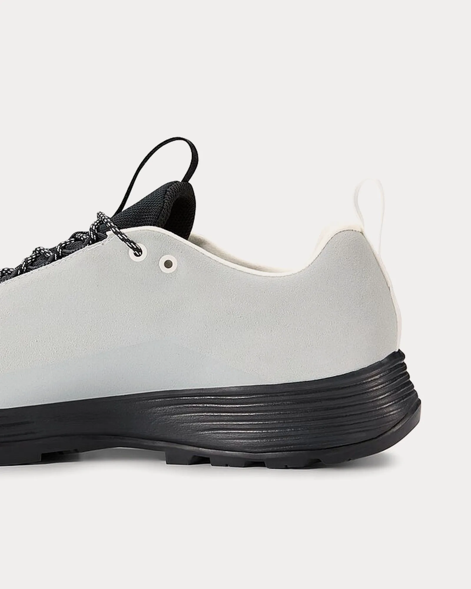 Konseal FL 2 Leather Silk / Black Running Shoes