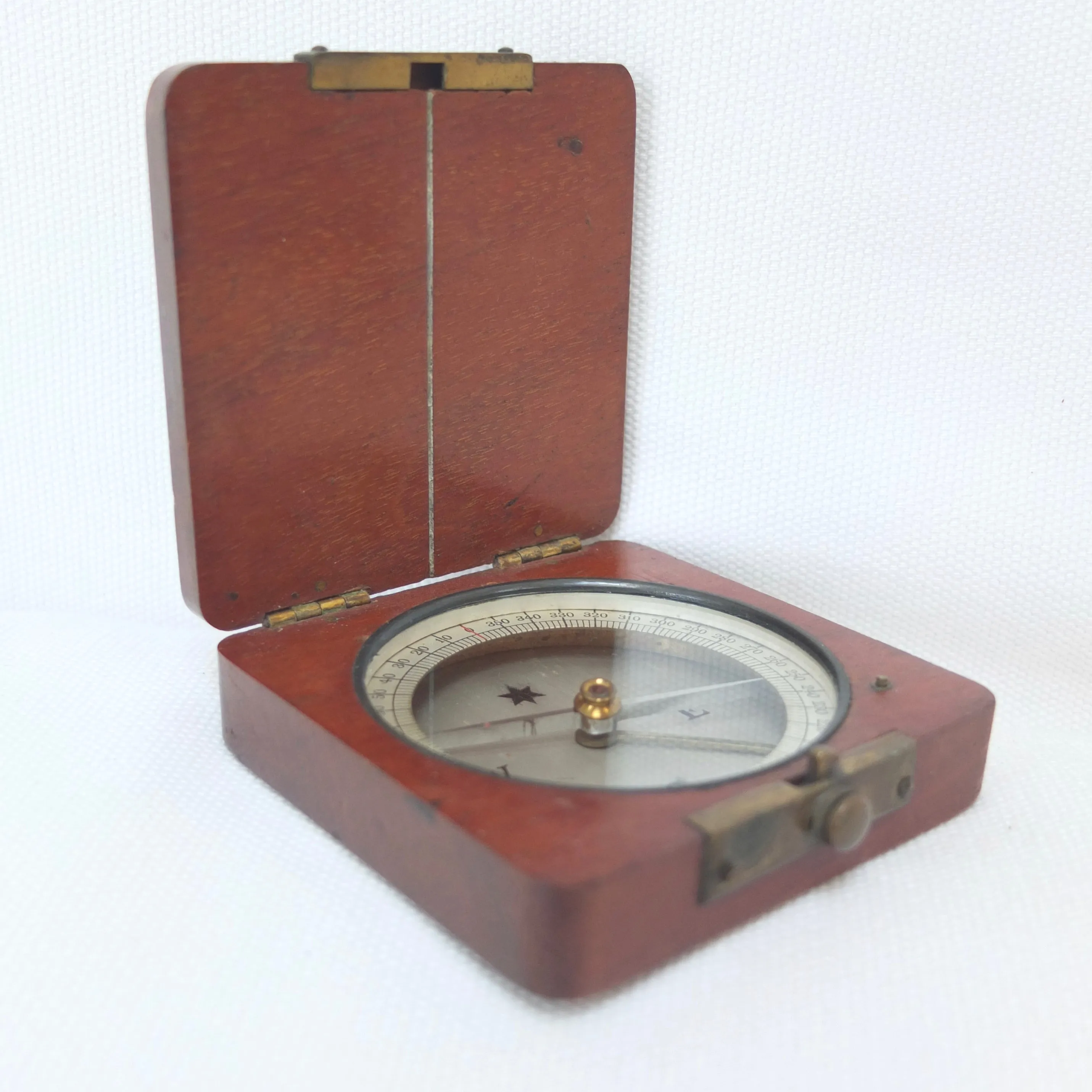 Victorian Wooden Cased Pocket Compass c.1880