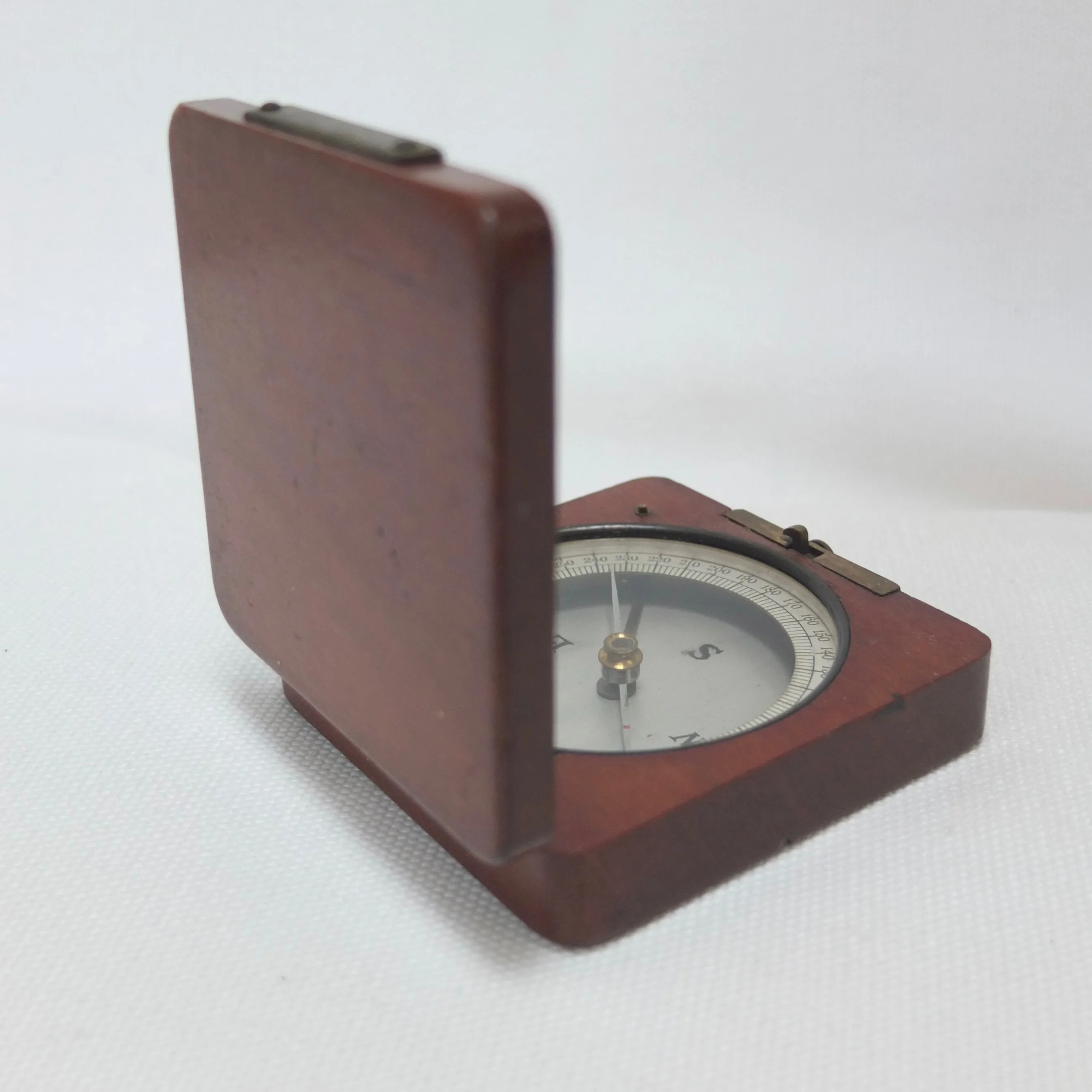 Victorian Wooden Cased Pocket Compass c.1880