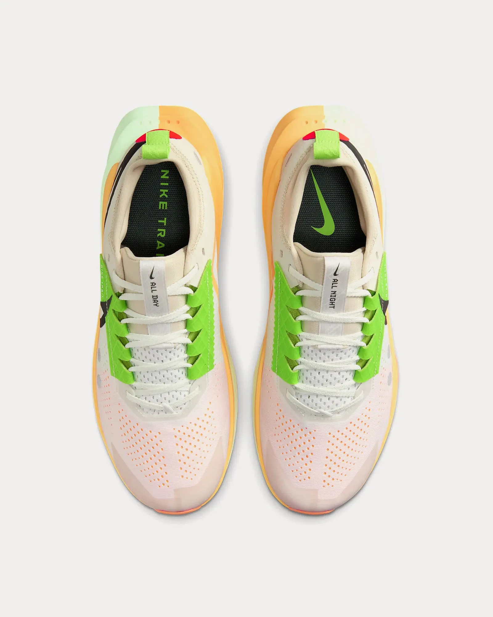 Zegama Trail 2 Summit White / Laser Orange / Total Orange / Black Running Shoes